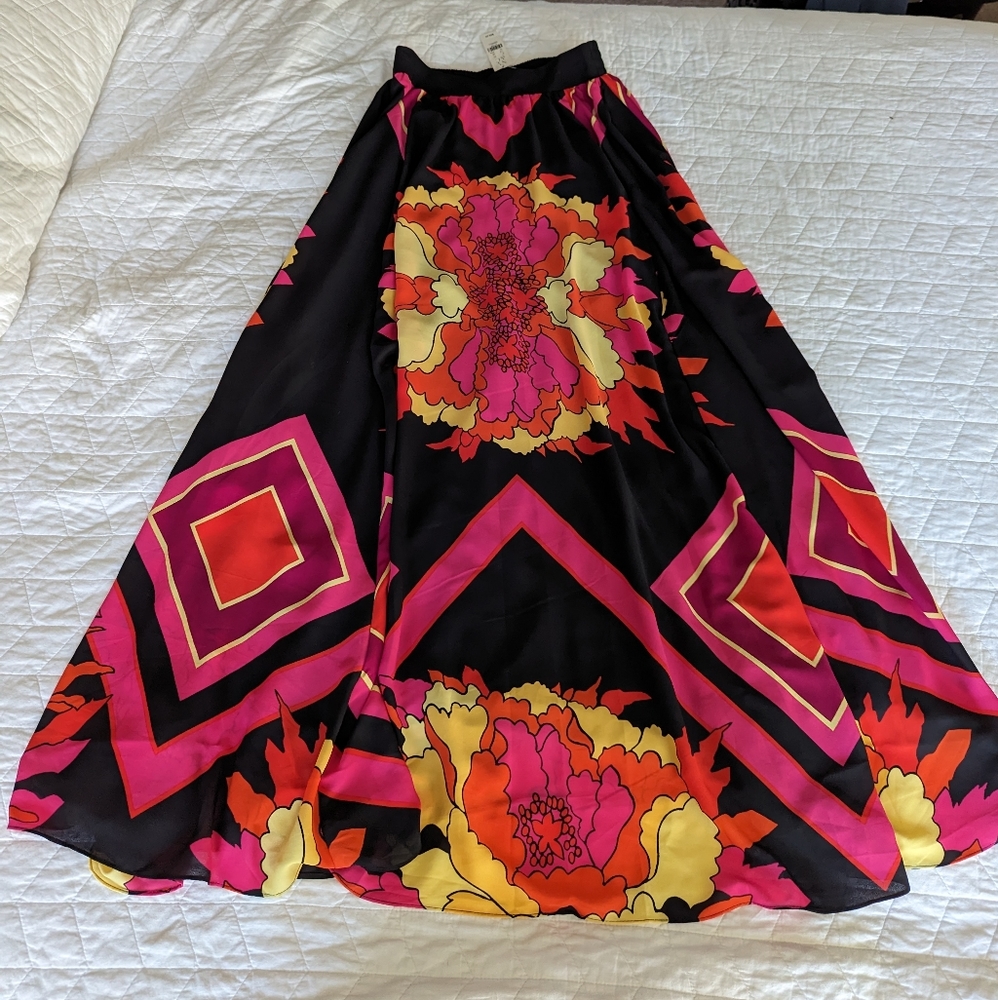 Statement Maxi Skirt